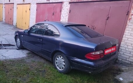 Mercedes-Benz CLK-Класс, 1997 год, 400 000 рублей, 3 фотография