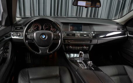 BMW 5 серия, 2010 год, 1 629 000 рублей, 6 фотография