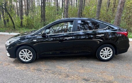 Hyundai Solaris II рестайлинг, 2018 год, 1 100 000 рублей, 3 фотография