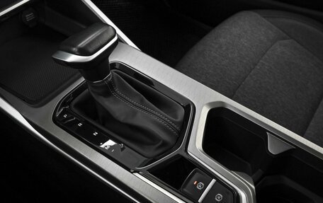 Geely Emgrand, 2024 год, 1 590 000 рублей, 12 фотография