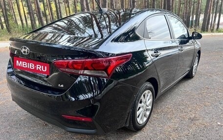 Hyundai Solaris II рестайлинг, 2018 год, 1 100 000 рублей, 7 фотография