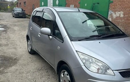 Mitsubishi Colt VI рестайлинг, 2004 год, 330 000 рублей, 3 фотография