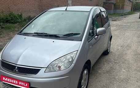 Mitsubishi Colt VI рестайлинг, 2004 год, 330 000 рублей, 2 фотография