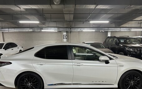 Toyota Camry, 2022 год, 3 200 000 рублей, 3 фотография