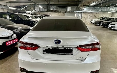 Toyota Camry, 2022 год, 3 200 000 рублей, 4 фотография