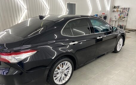 Toyota Camry, 2019 год, 2 860 000 рублей, 3 фотография