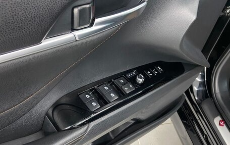 Toyota Camry, 2019 год, 2 860 000 рублей, 12 фотография