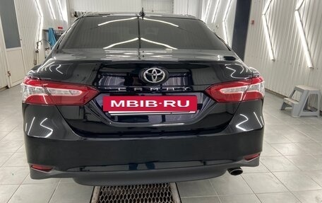 Toyota Camry, 2019 год, 2 860 000 рублей, 10 фотография
