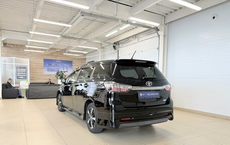Toyota Wish II, 2012 год, 1 599 999 рублей, 4 фотография