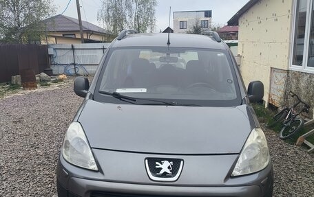 Peugeot Partner II рестайлинг 2, 2009 год, 360 000 рублей, 1 фотография