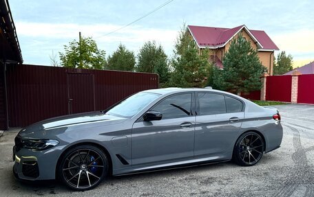 BMW 5 серия, 2022 год, 5 950 000 рублей, 2 фотография