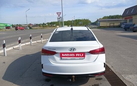 Hyundai Solaris II рестайлинг, 2021 год, 1 600 000 рублей, 2 фотография