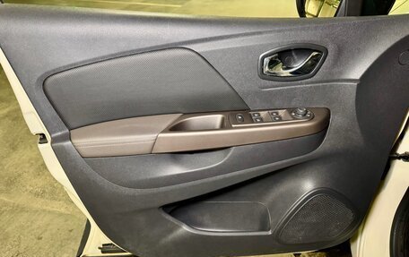Renault Kaptur I рестайлинг, 2017 год, 1 420 000 рублей, 37 фотография
