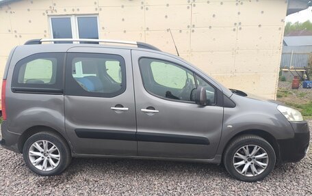 Peugeot Partner II рестайлинг 2, 2009 год, 360 000 рублей, 2 фотография