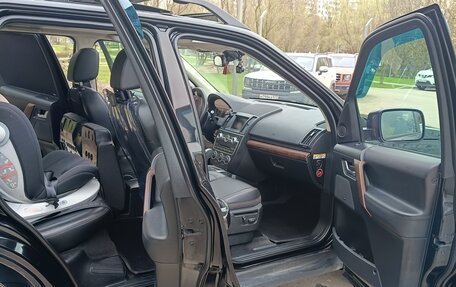 Land Rover Freelander II рестайлинг 2, 2013 год, 1 800 000 рублей, 10 фотография