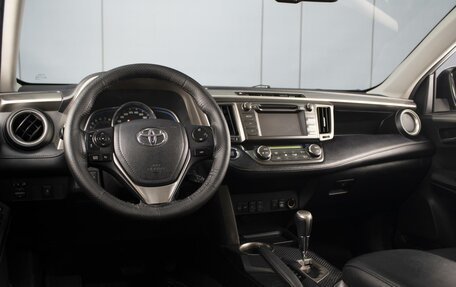 Toyota RAV4, 2013 год, 2 200 000 рублей, 5 фотография