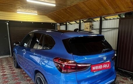 BMW X1, 2018 год, 1 970 000 рублей, 3 фотография
