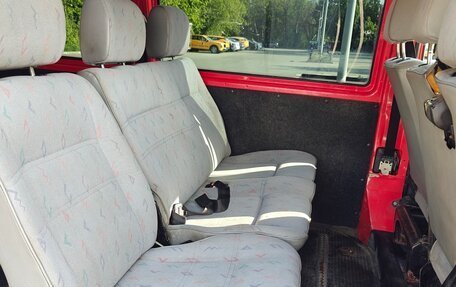 Volkswagen Transporter T4, 2001 год, 850 000 рублей, 10 фотография