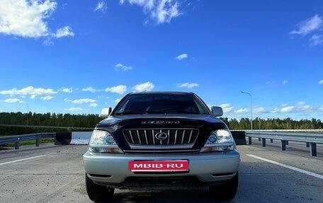 Lexus RX IV рестайлинг, 2002 год, 975 000 рублей, 1 фотография