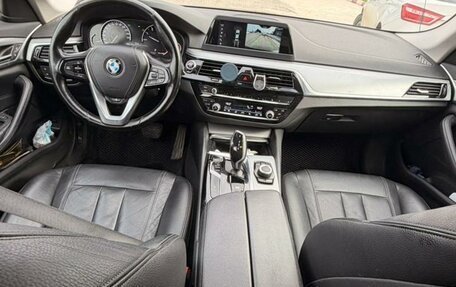 BMW 5 серия, 2019 год, 2 390 000 рублей, 5 фотография