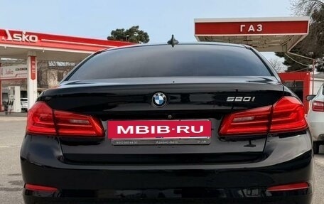 BMW 5 серия, 2019 год, 2 390 000 рублей, 2 фотография