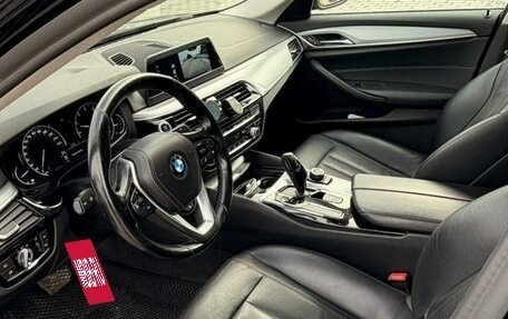 BMW 5 серия, 2019 год, 2 390 000 рублей, 6 фотография