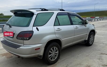 Lexus RX IV рестайлинг, 2002 год, 975 000 рублей, 8 фотография