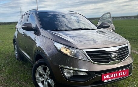 KIA Sportage III, 2011 год, 1 300 000 рублей, 3 фотография
