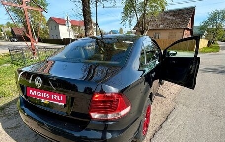 Volkswagen Polo VI (EU Market), 2016 год, 900 000 рублей, 2 фотография