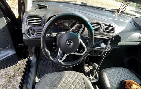 Volkswagen Polo VI (EU Market), 2016 год, 900 000 рублей, 18 фотография
