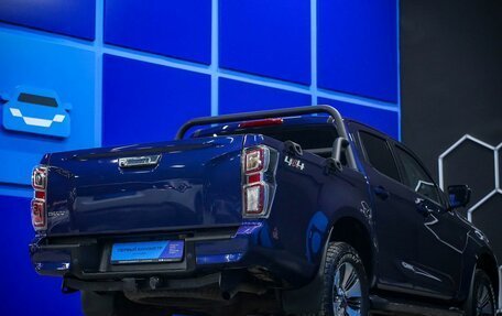 Isuzu D-Max, 2024 год, 3 840 000 рублей, 6 фотография