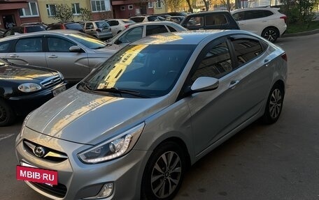 Hyundai Solaris II рестайлинг, 2014 год, 1 120 000 рублей, 3 фотография