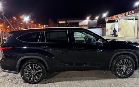 Toyota Highlander, 2025 год, 5 600 000 рублей, 5 фотография