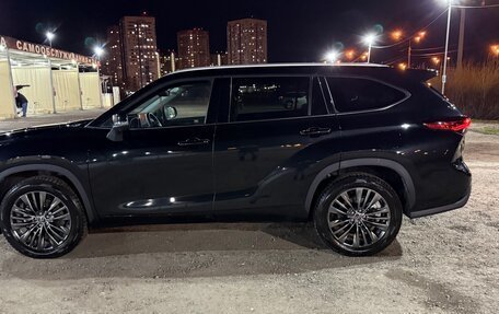 Toyota Highlander, 2025 год, 5 600 000 рублей, 9 фотография