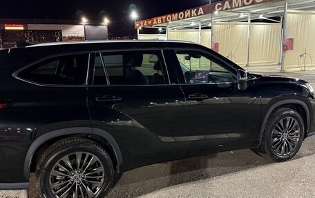 Toyota Highlander, 2025 год, 5 600 000 рублей, 14 фотография