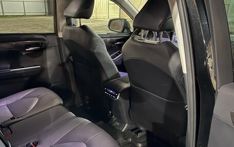 Toyota Highlander, 2025 год, 5 600 000 рублей, 16 фотография