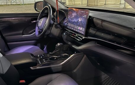 Toyota Highlander, 2025 год, 5 600 000 рублей, 17 фотография