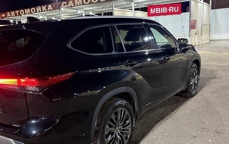 Toyota Highlander, 2025 год, 5 600 000 рублей, 15 фотография