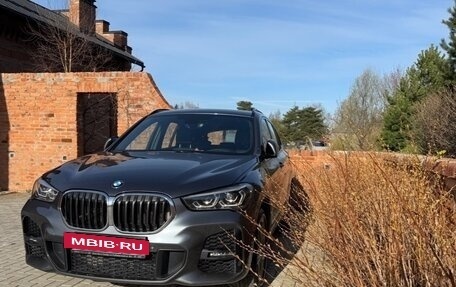 BMW X1, 2019 год, 3 850 000 рублей, 6 фотография