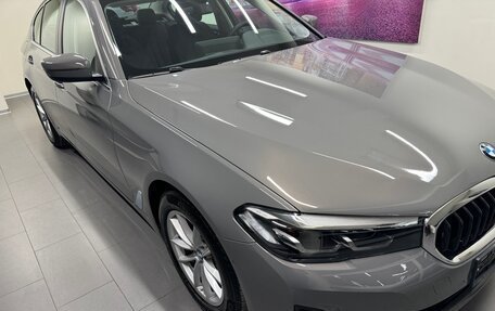 BMW 5 серия, 2022 год, 5 300 000 рублей, 3 фотография