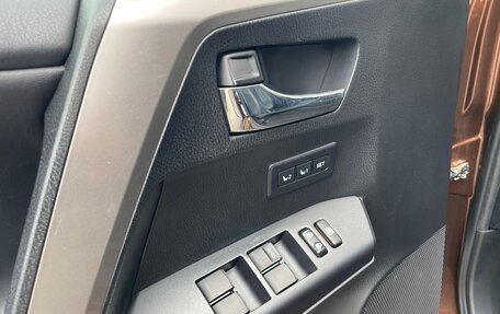 Toyota RAV4, 2017 год, 2 785 000 рублей, 10 фотография