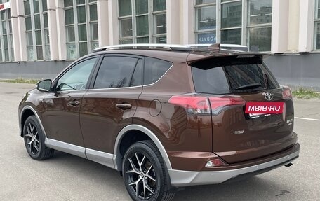 Toyota RAV4, 2017 год, 2 785 000 рублей, 3 фотография