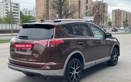 Toyota RAV4, 2017 год, 2 785 000 рублей, 4 фотография
