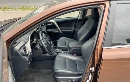 Toyota RAV4, 2017 год, 2 785 000 рублей, 18 фотография