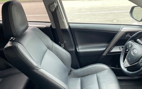 Toyota RAV4, 2017 год, 2 785 000 рублей, 24 фотография