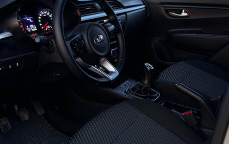 KIA Rio IV, 2019 год, 1 450 000 рублей, 9 фотография
