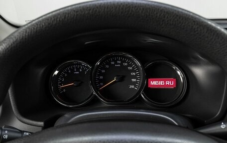 Renault Logan II, 2015 год, 600 000 рублей, 20 фотография
