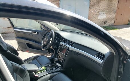 Skoda Superb III рестайлинг, 2012 год, 685 000 рублей, 11 фотография