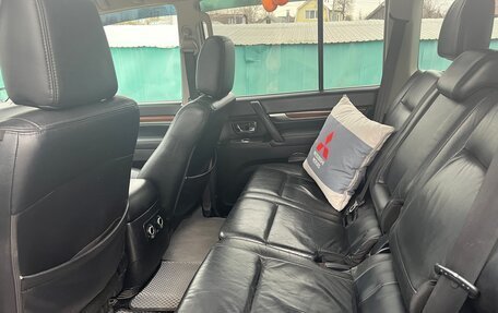 Mitsubishi Pajero IV, 2007 год, 1 100 000 рублей, 14 фотография