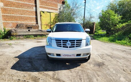 Cadillac Escalade III, 2007 год, 1 330 000 рублей, 1 фотография